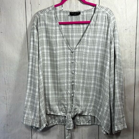 Lane Bryant Plaid V Neck Button Front Tie Front Gray Silver Long Sleeves Blouse - Picture 1 of 15